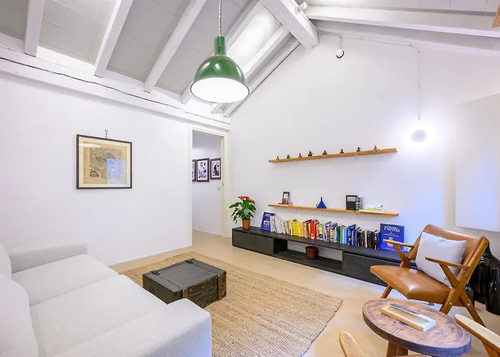 Skylight Duplex In Historic Center Appartement *