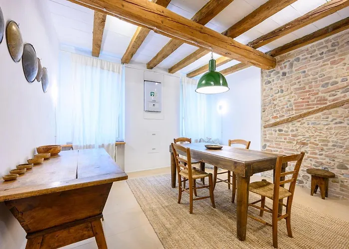 Skylight Duplex In Historic Center Appartement *