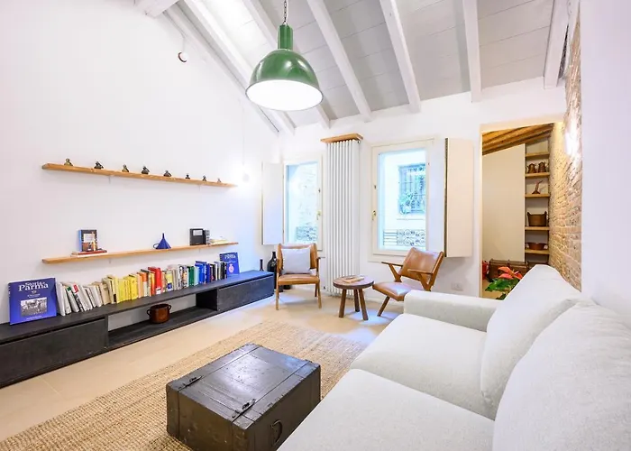 Appartement Skylight Duplex In Historic Center