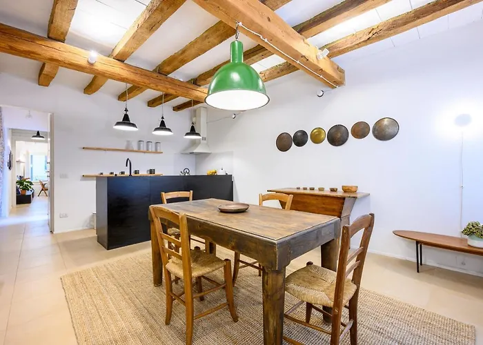 Skylight Duplex In Historic Center Apartment Parma